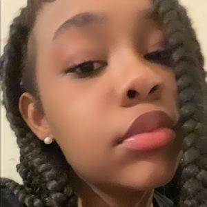 Meet your Posher, Tyairah